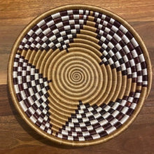 Load image into Gallery viewer, Kenyan Hand Woven Sisal Bowls