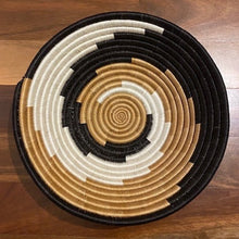 Load image into Gallery viewer, Kenyan Hand Woven Sisal Bowls