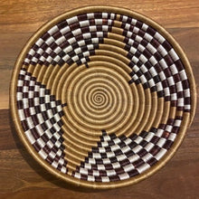 Load image into Gallery viewer, Kenyan Hand Woven Sisal Bowls
